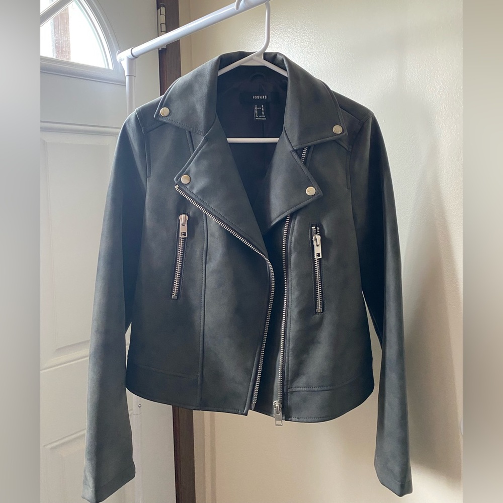 Leather Jacket - Picture 4 of 4